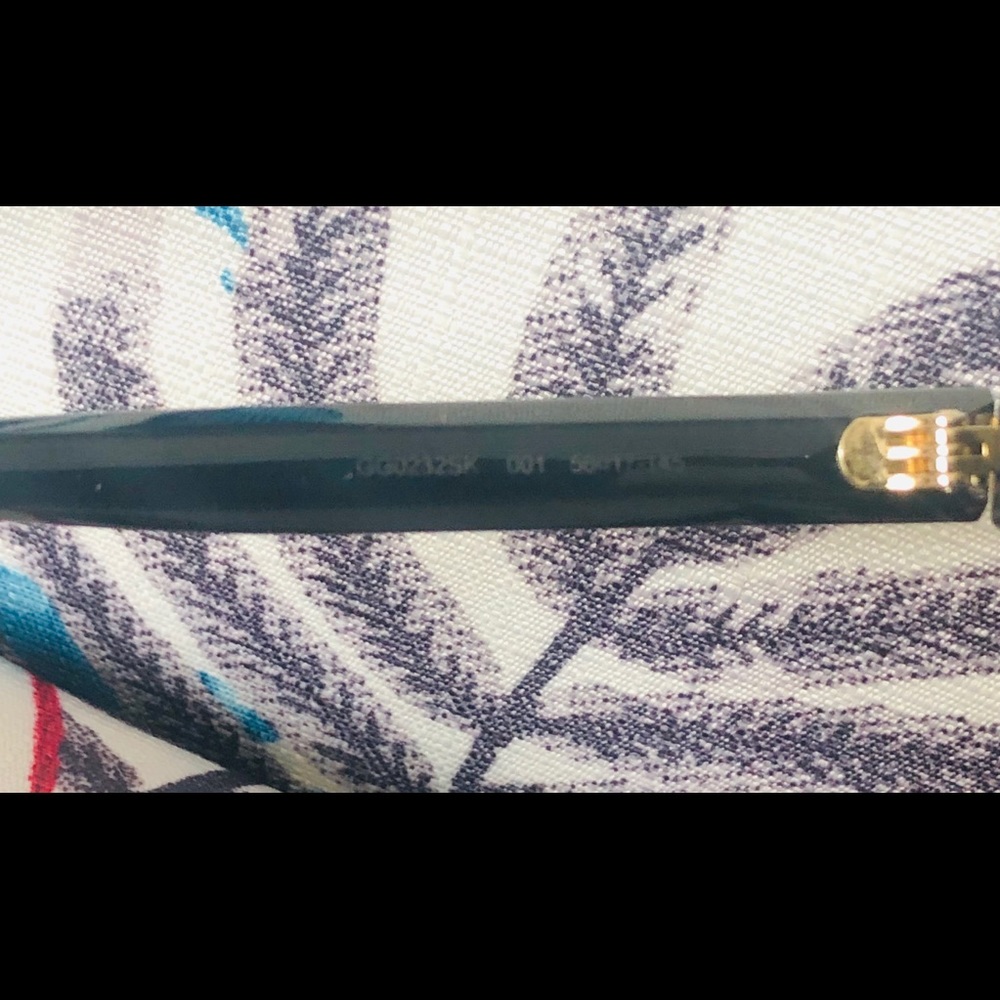 GUCCI SUNGLASSES - Picture 6 of 9